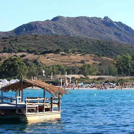 Villa Giotto In Sardegna With Shared Pool